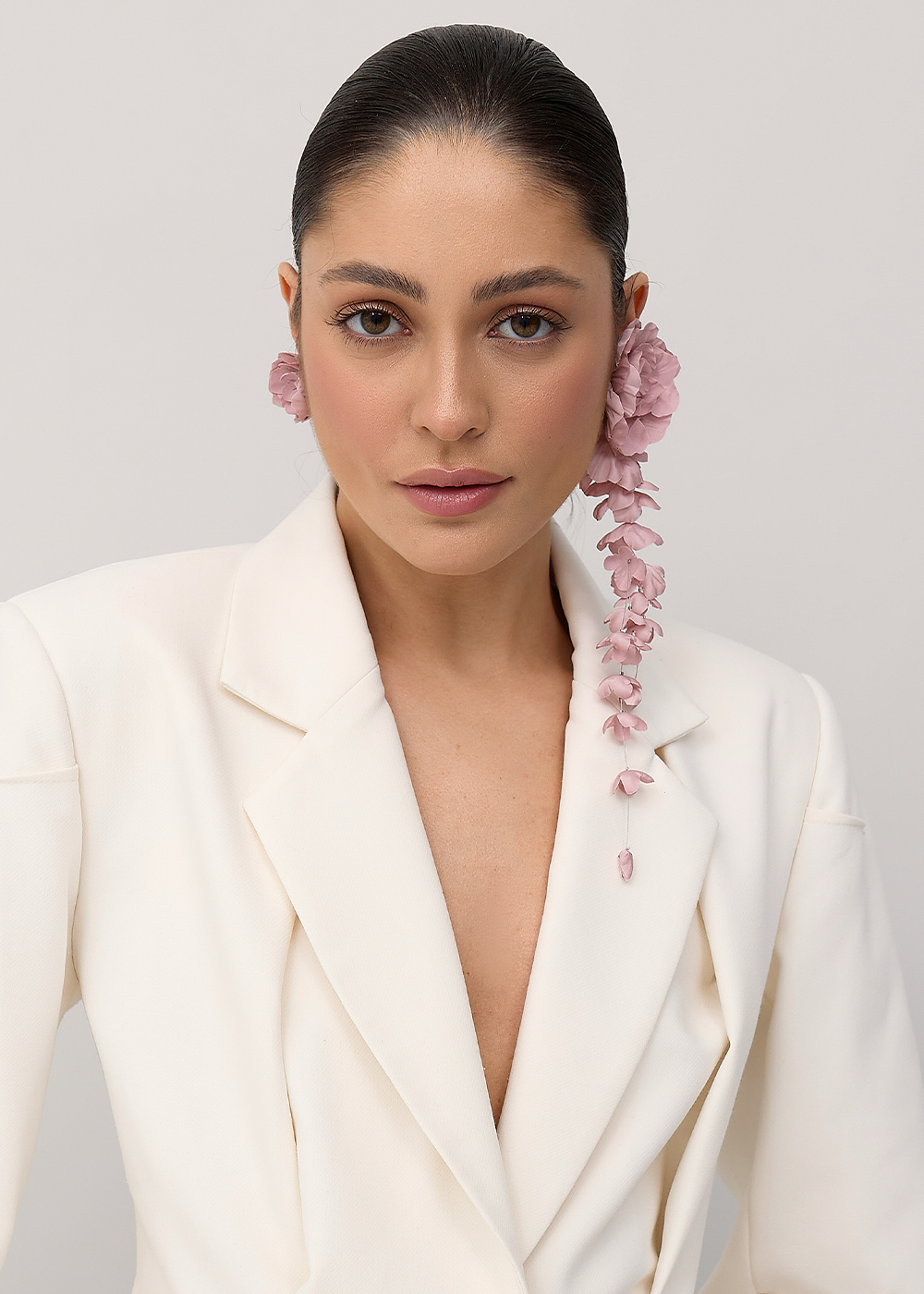 Earrings-bunch trio, powder rose