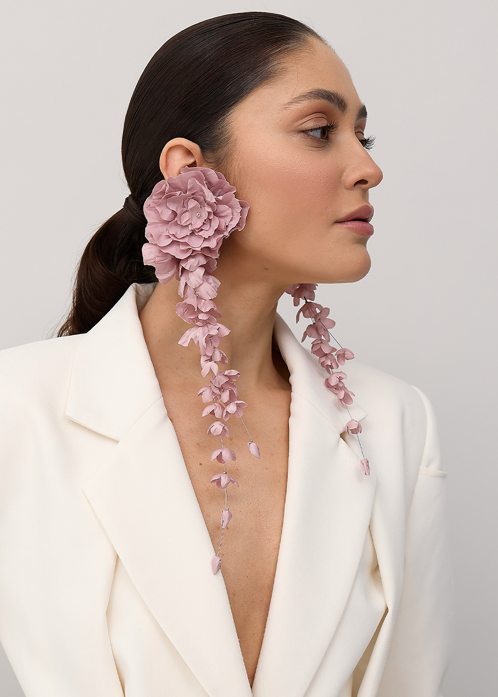 Earrings-bunch trio, powder rose