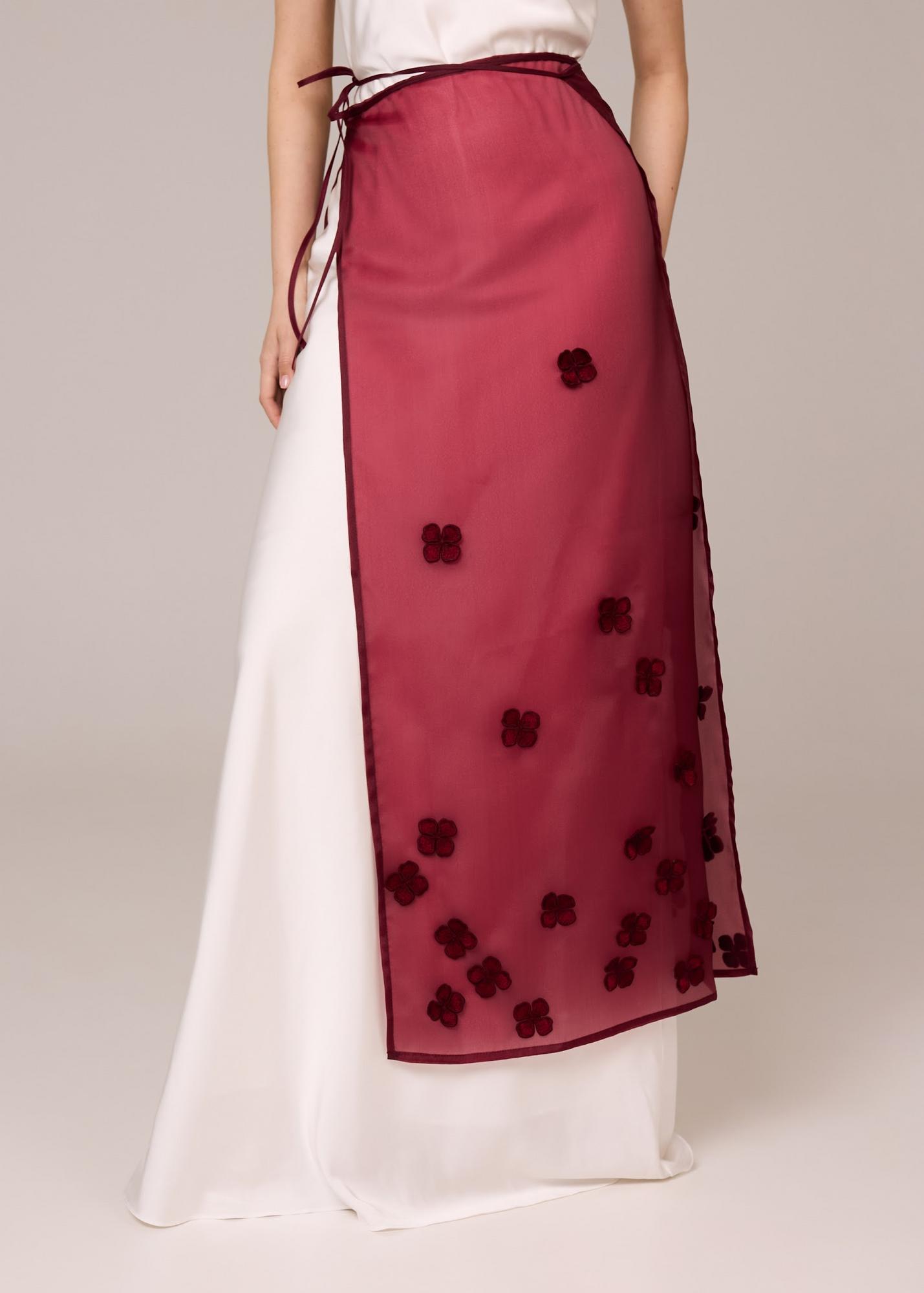 Basque with flowers, burgundy