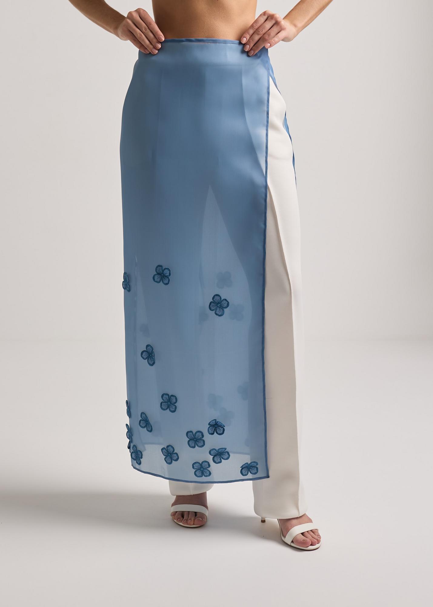 Basque with flowers, gray-blue