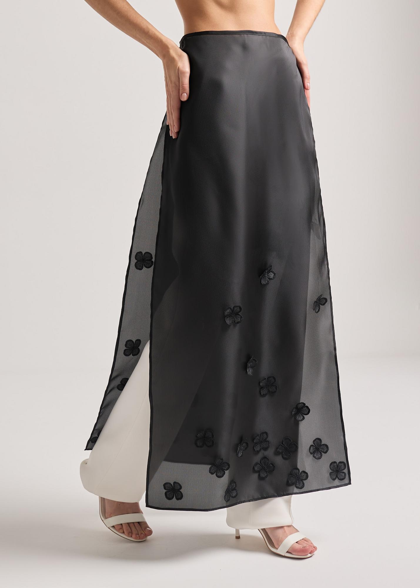 Basque with flowers, black