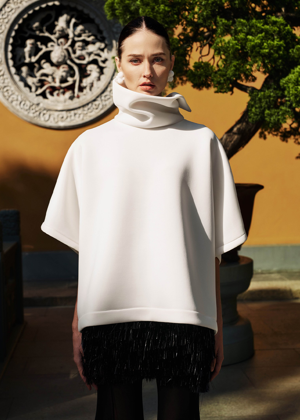 Top of neoprene, milky