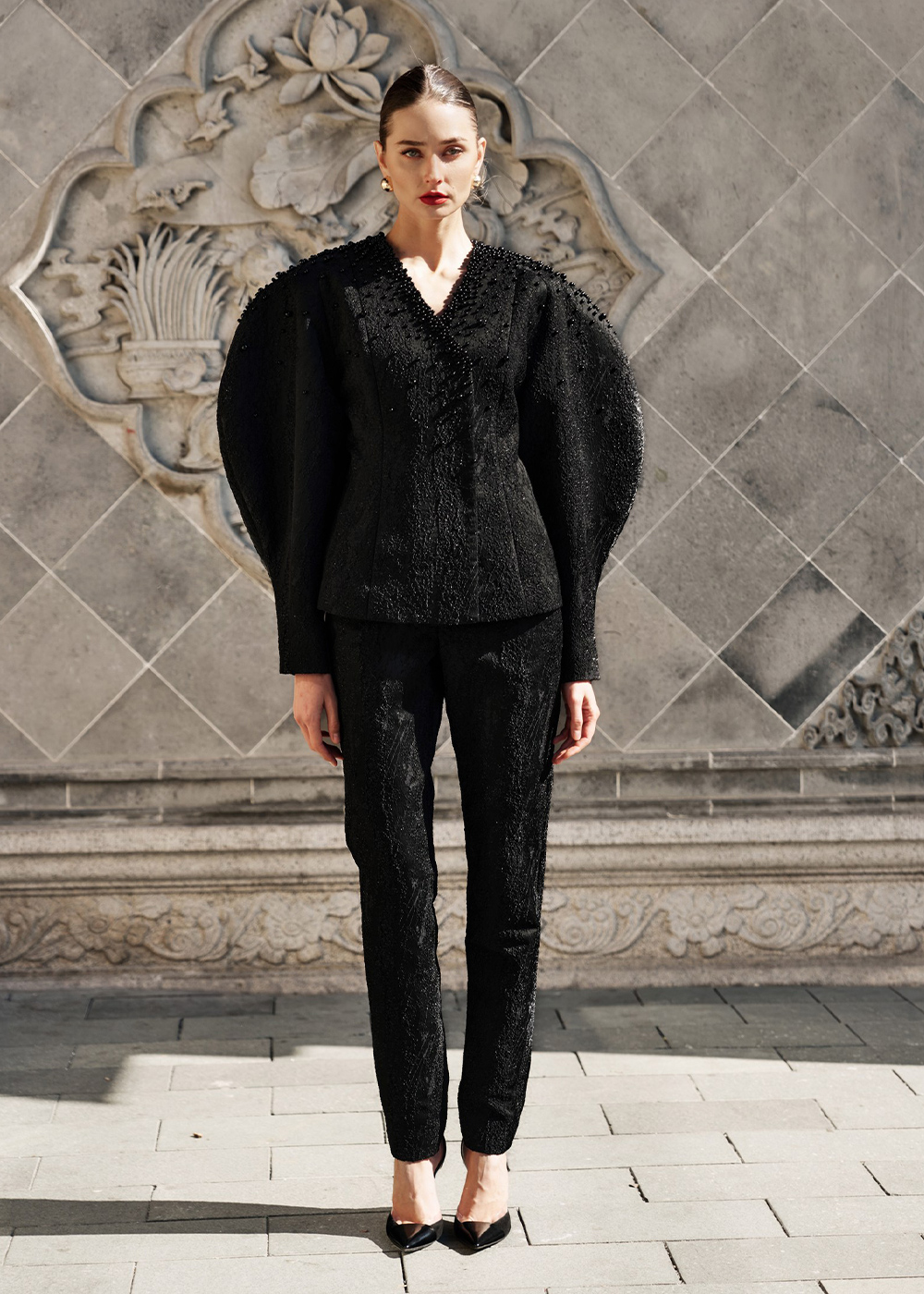 Jacket of jacquard with beads, black