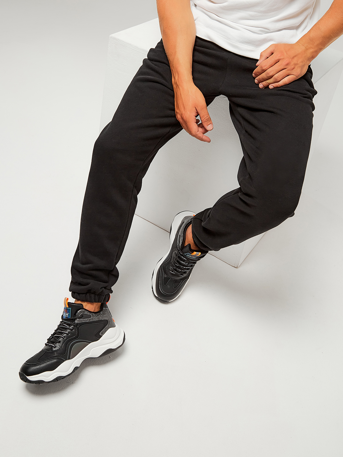 Джоггеры мужские "На чиле"