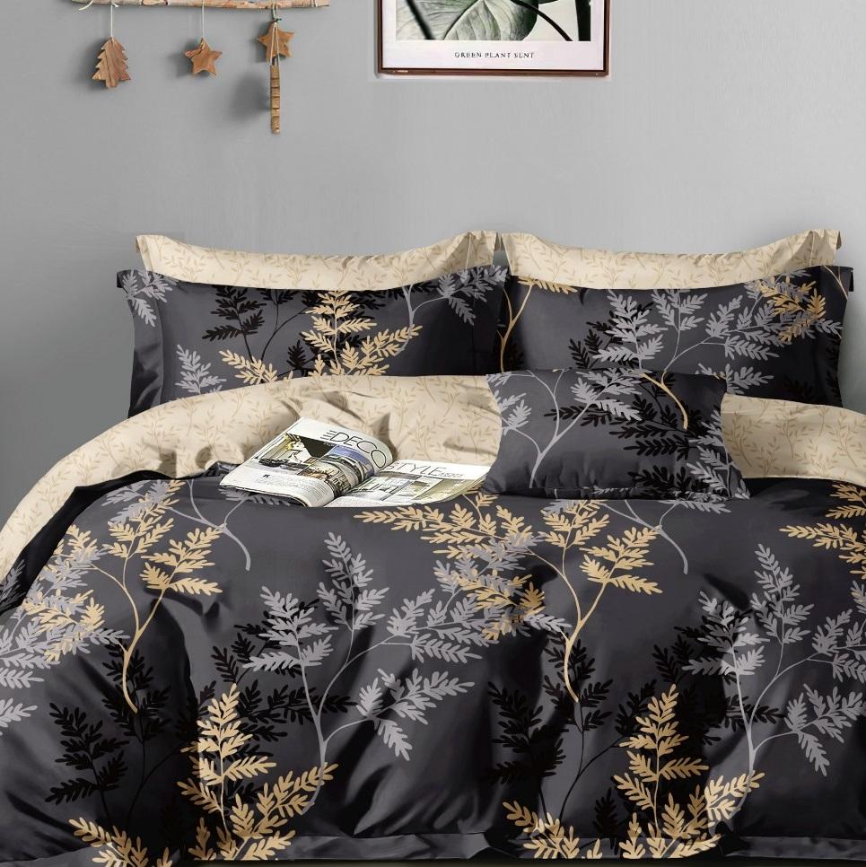 Осенний лес в темноте