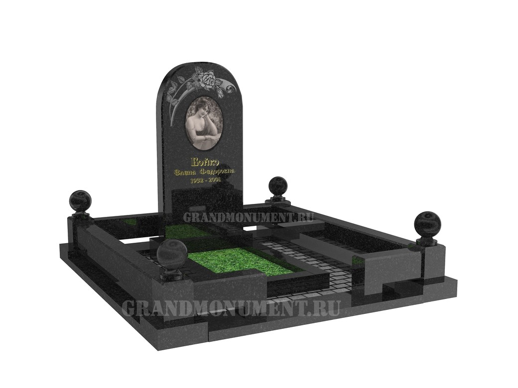 Оформление памятника в мемориальном комплексе