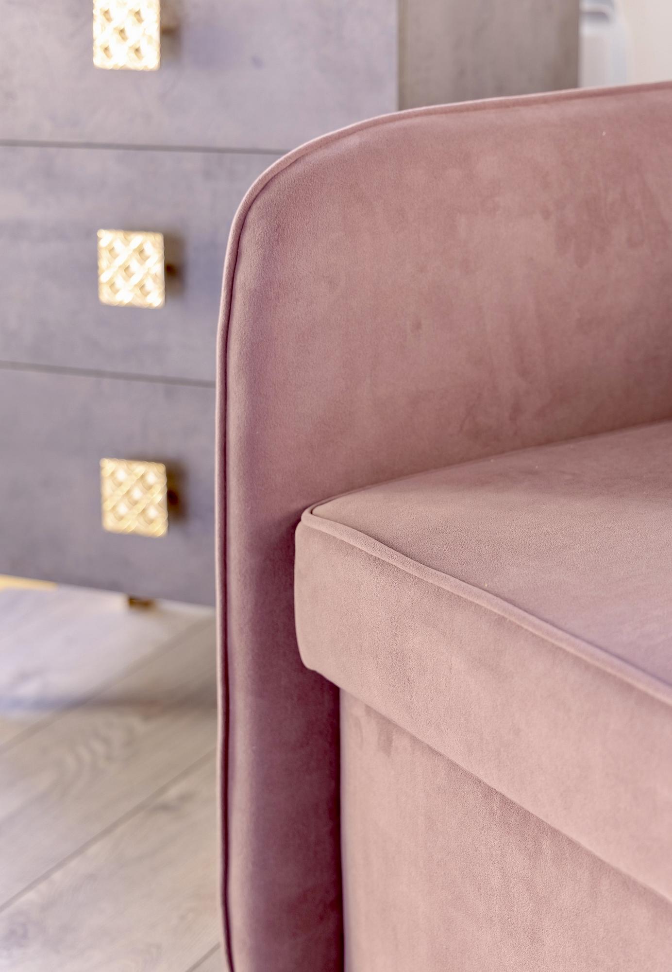 Кресло Embrace