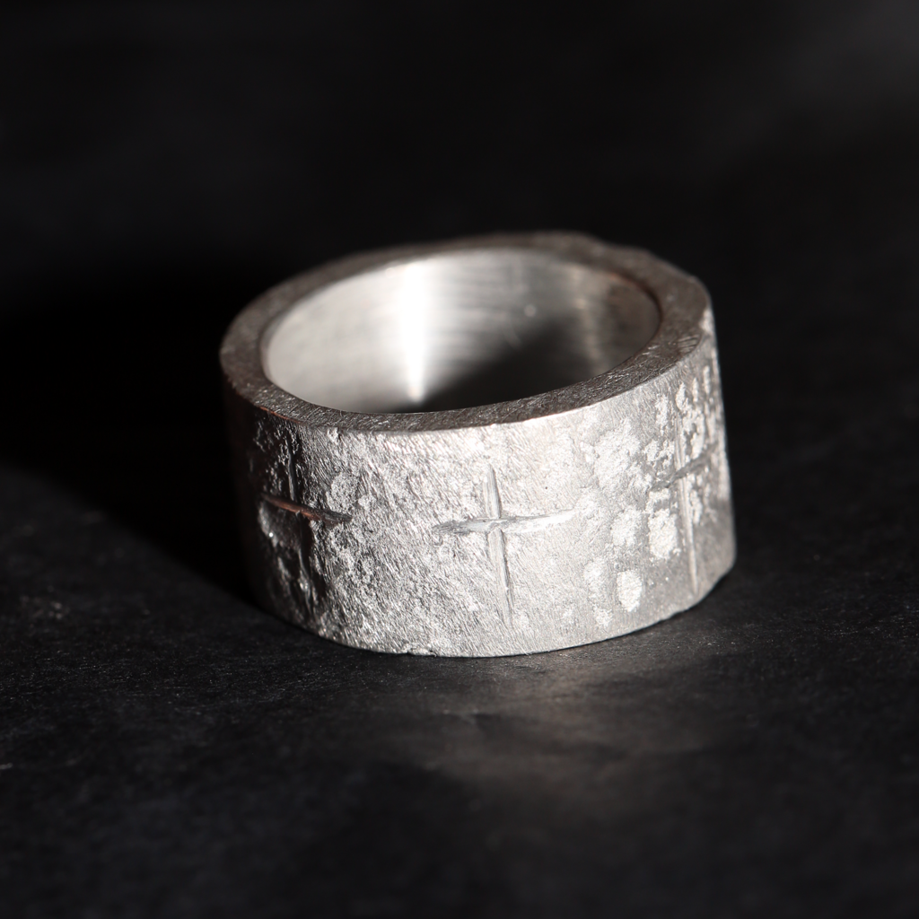 Basic Cross Ring