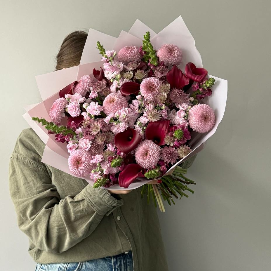 АВТОРСКИЙ БУКЕТ "ЧЕРНИЧНЫЙ ЭКЛЕР"