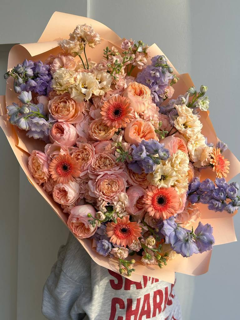 АВТОРСКИЙ БУКЕТ "АКВАРЕЛЬ"