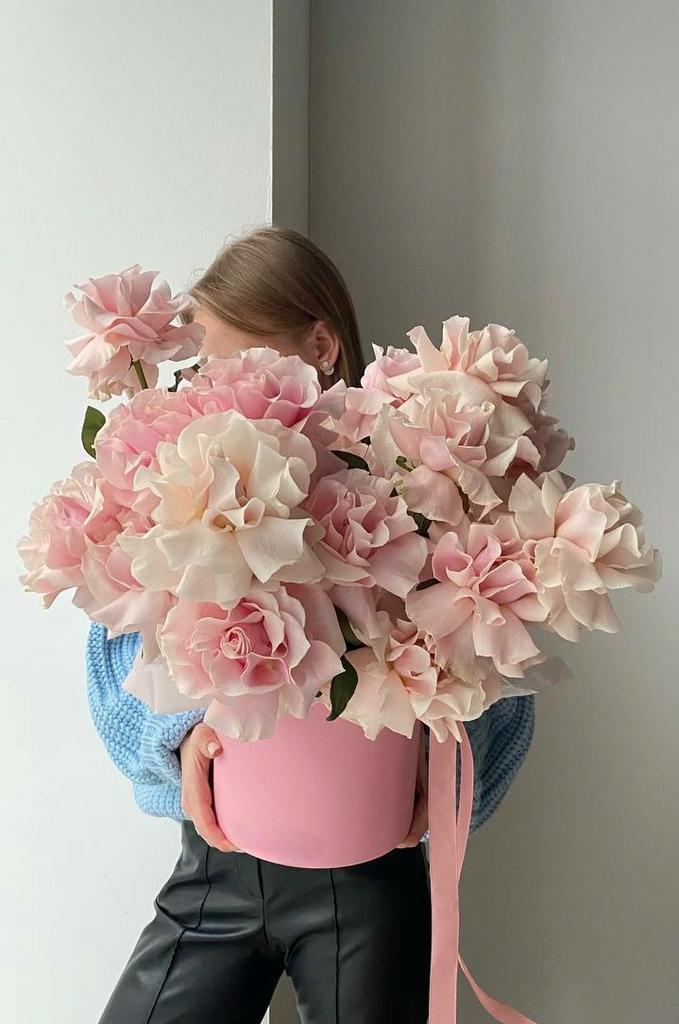 КОМПОЗИЦИЯ В КОРОБКЕ "ПИНК МОНДИАЛЬ"