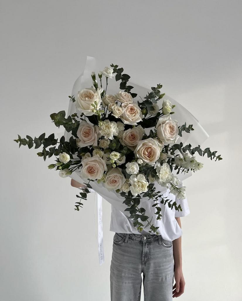 АВТОРСКИЙ БУКЕТ "ФРАНЦУЗСКИЙ ПОЦЕЛУЙ"