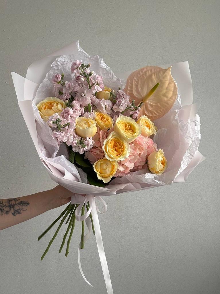 АВТОРСКИЙ БУКЕТ "ПРО МОМЕНТЫ"