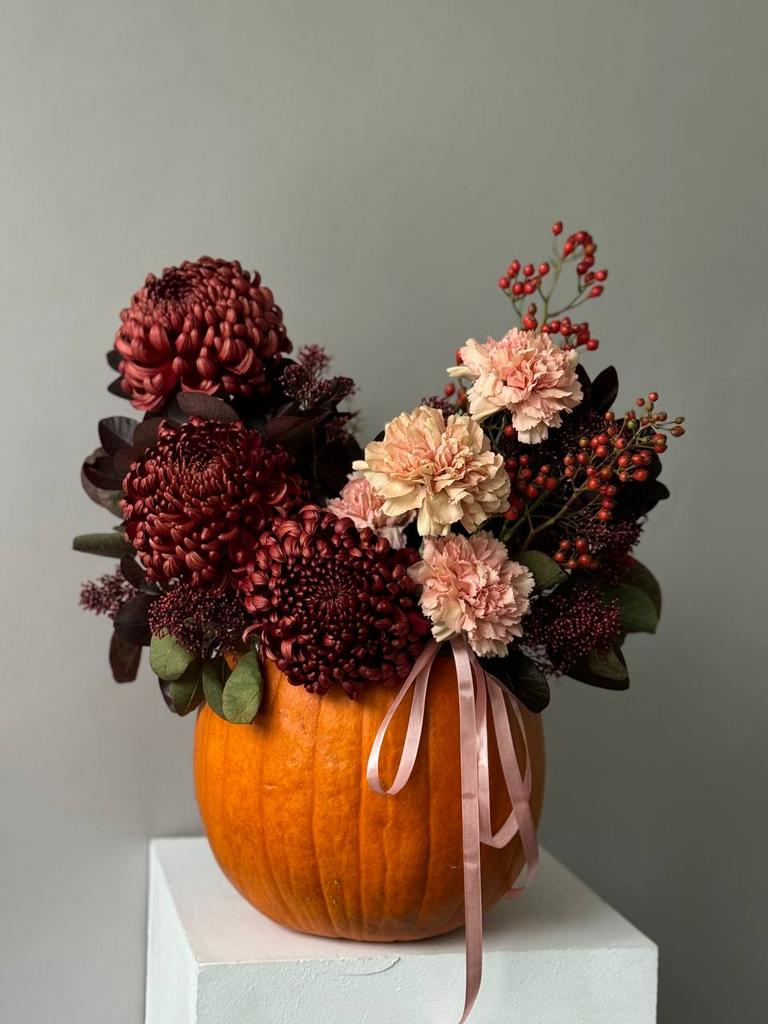 АВТОРСКИЙ БУКЕТ В ТЫКВЕ "ЯГОДНЫЙ ШОКОЛАД"