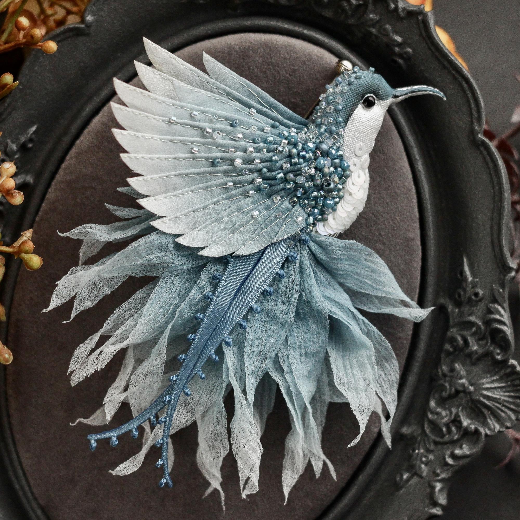 Брошь Колибри «Гжель»