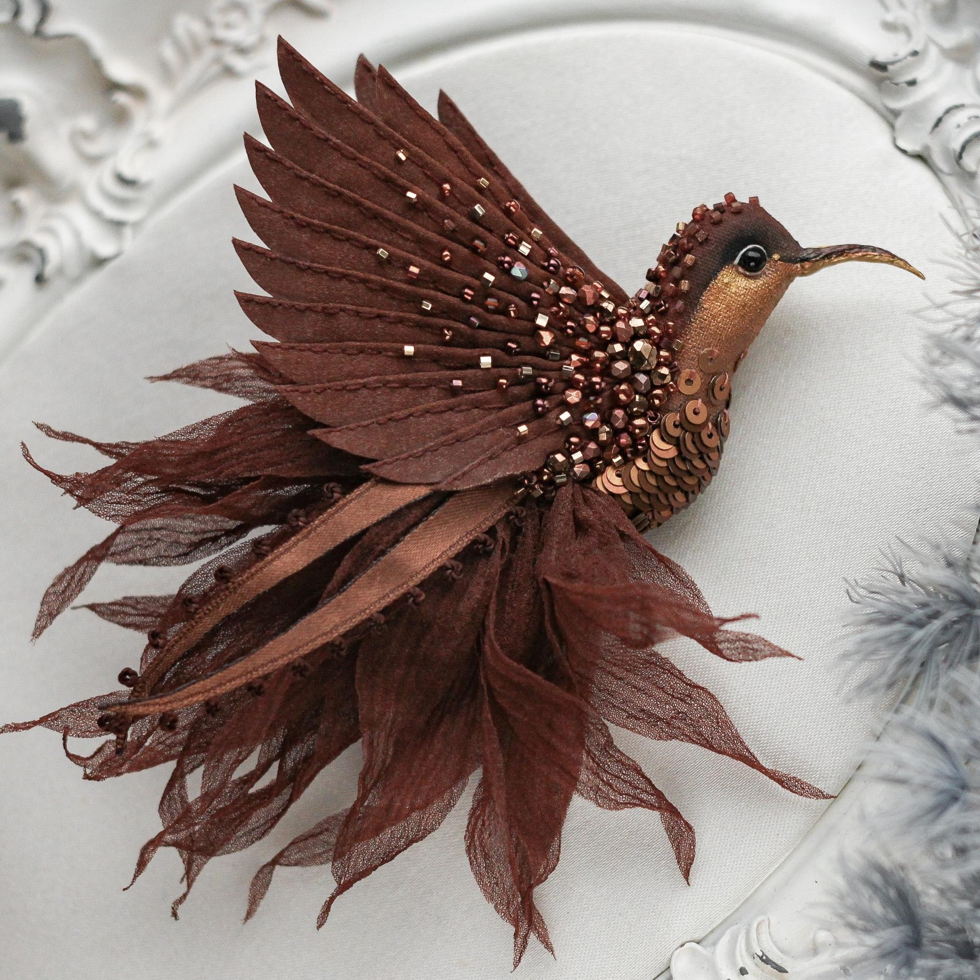 Брошь Колибри «Корица»