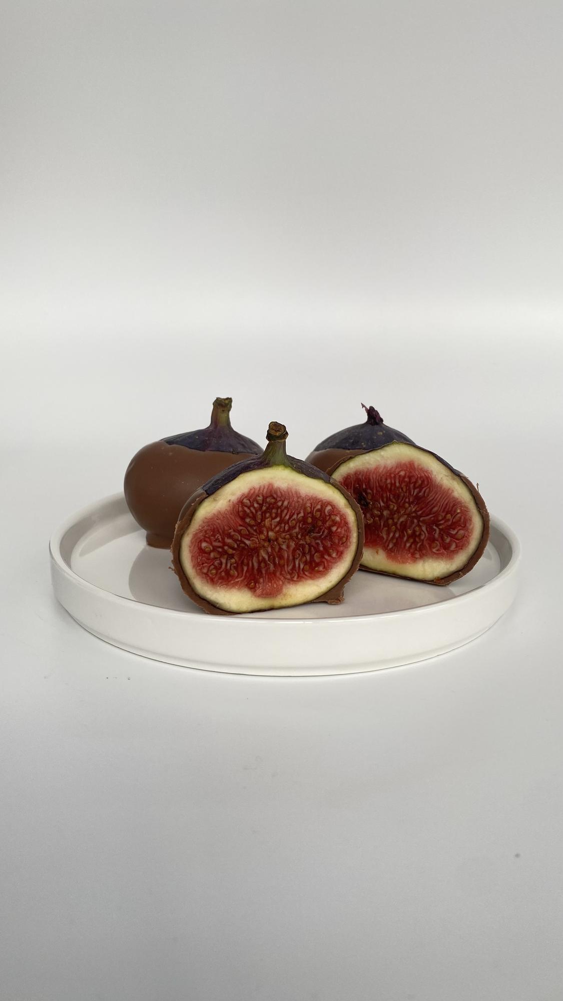 Инжир в шоколаде