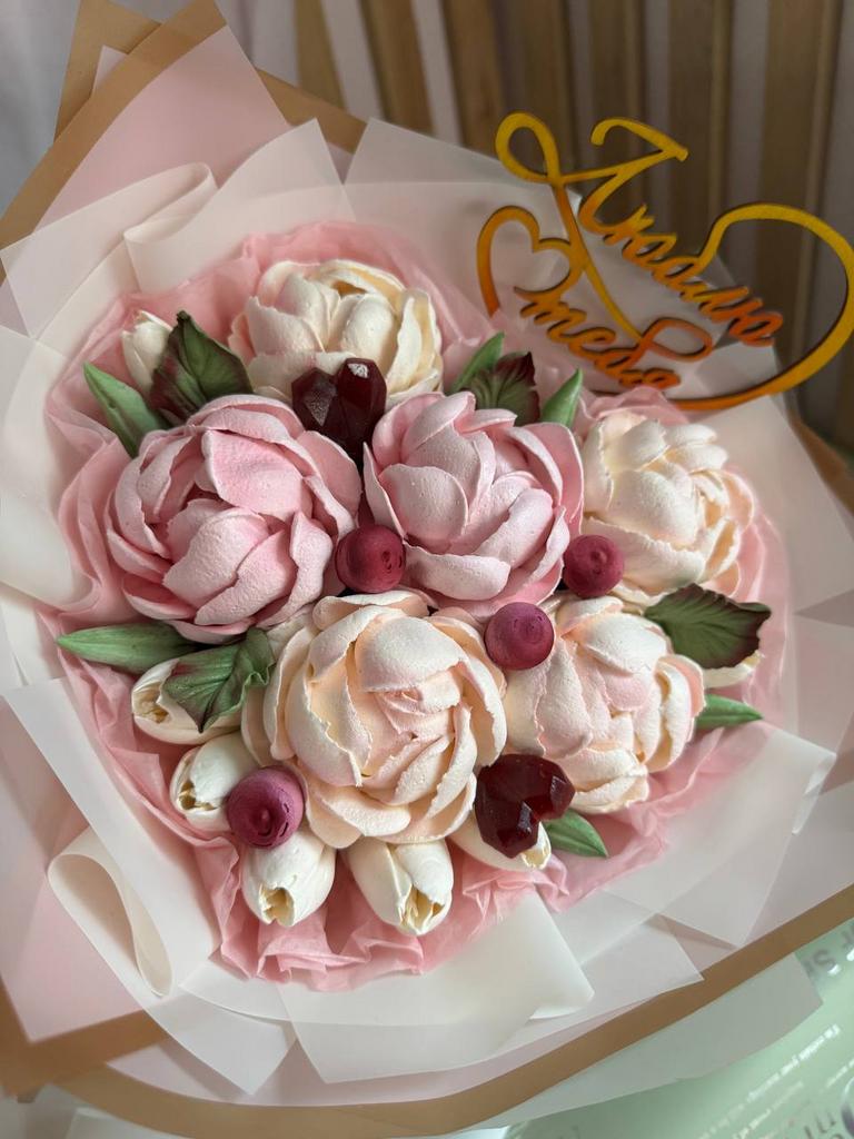 Букет пионов Сердце