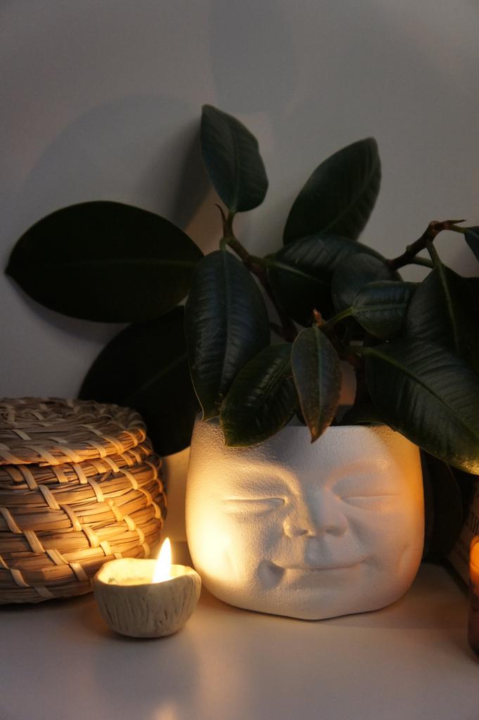 Гипсовое кашпо