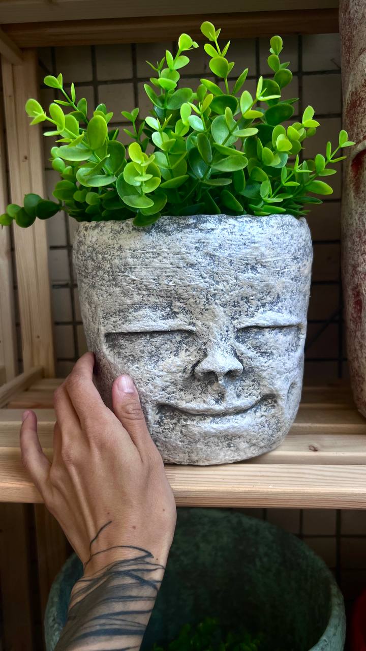 Кашпо из папье-маше