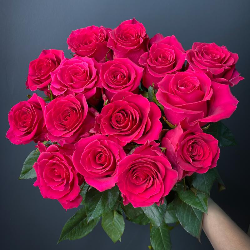 15 роз сорта "Готча", Эквадор