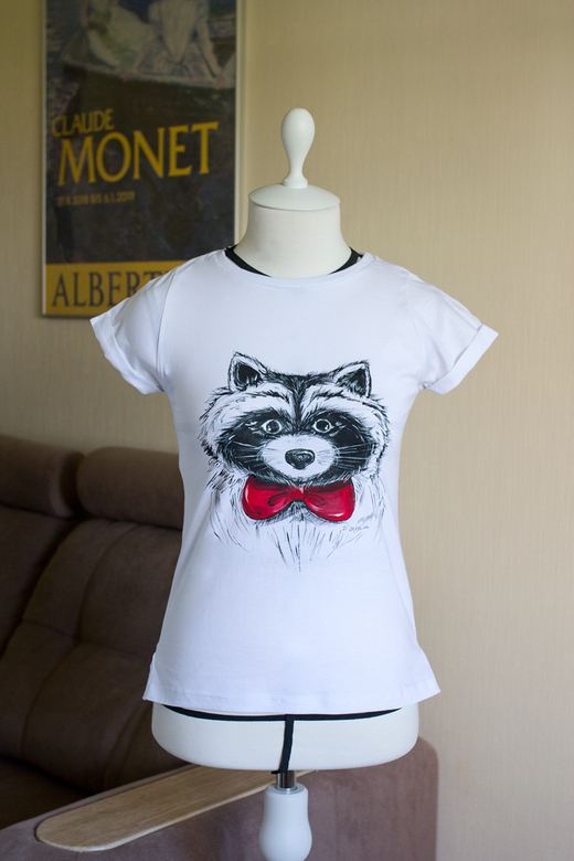 Футболка с росписью - Енотик
