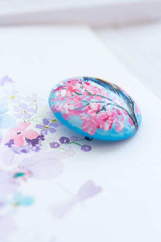 Деревянная брошь - Голубая птичка