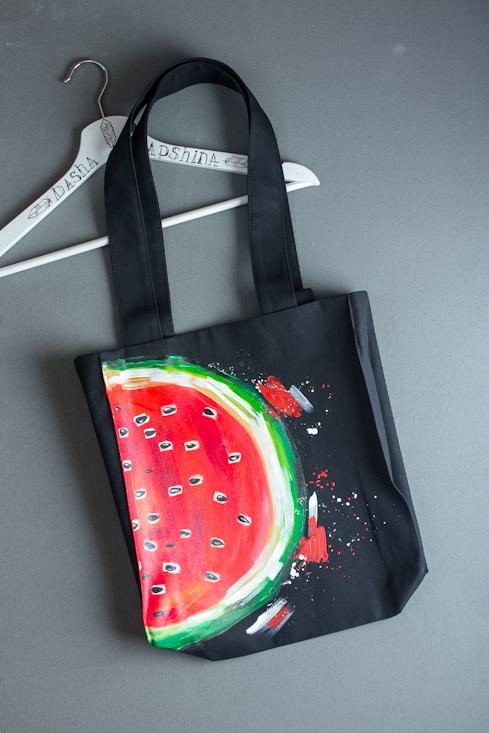 Черная сумка-шоппер с росписью - Сочный арбуз