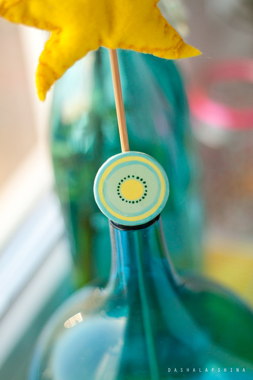 Брошь "Киви. По-летнему"