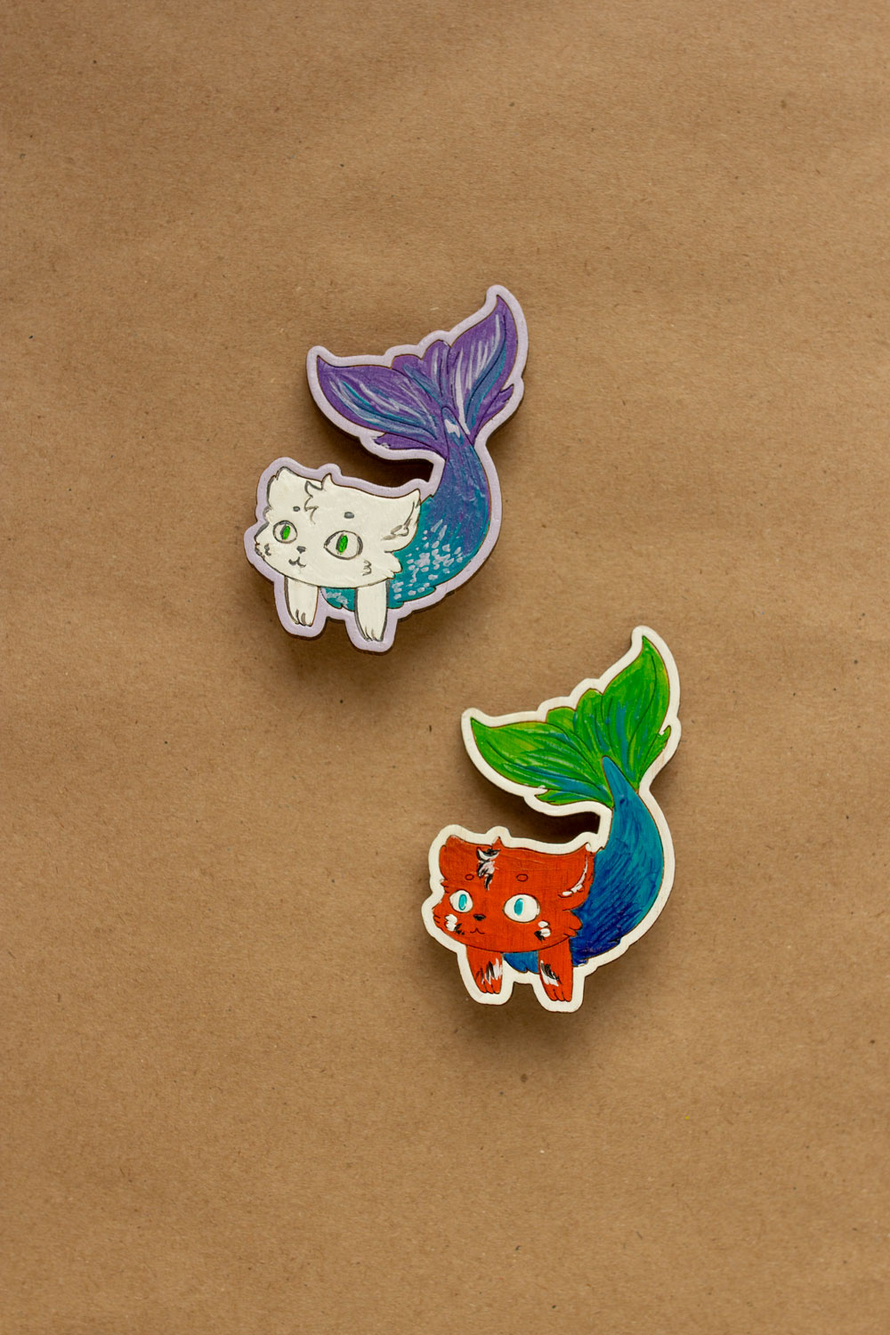 Деревянная брошь с росписью - Которусалка