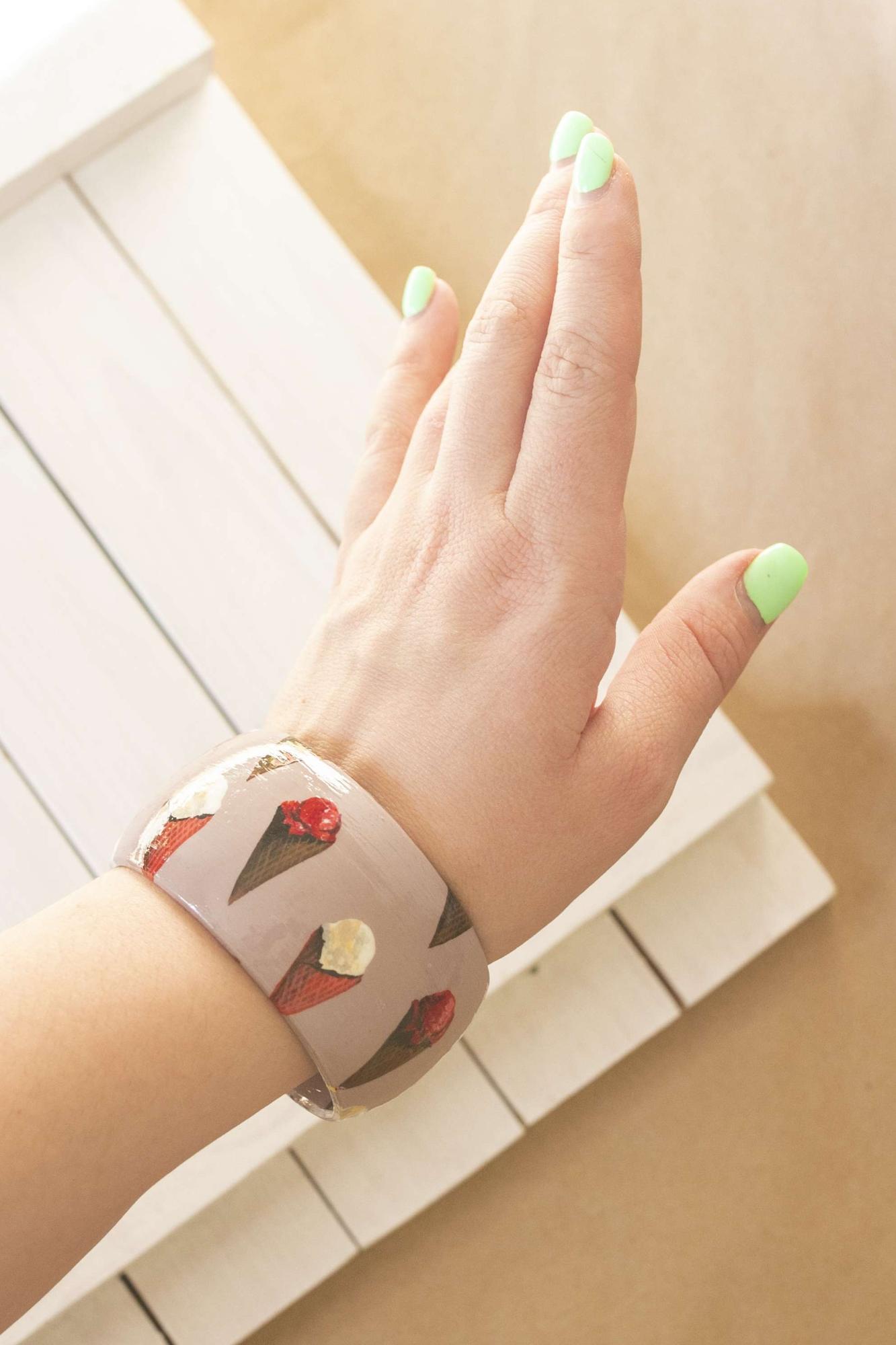 Браслет с росписью - Мороженое