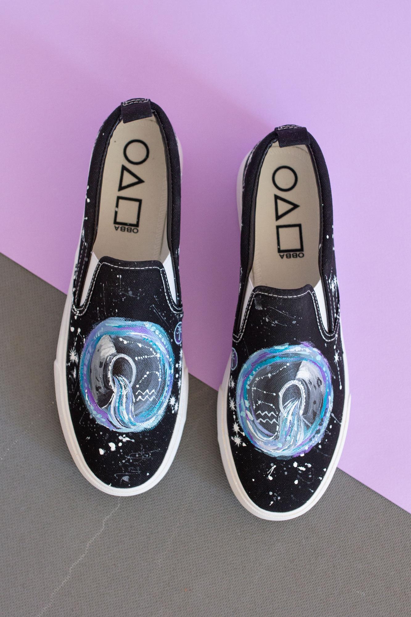 Слипоны (тапки, кеды) с росписью - Водолей, обувь со знаком зодиака