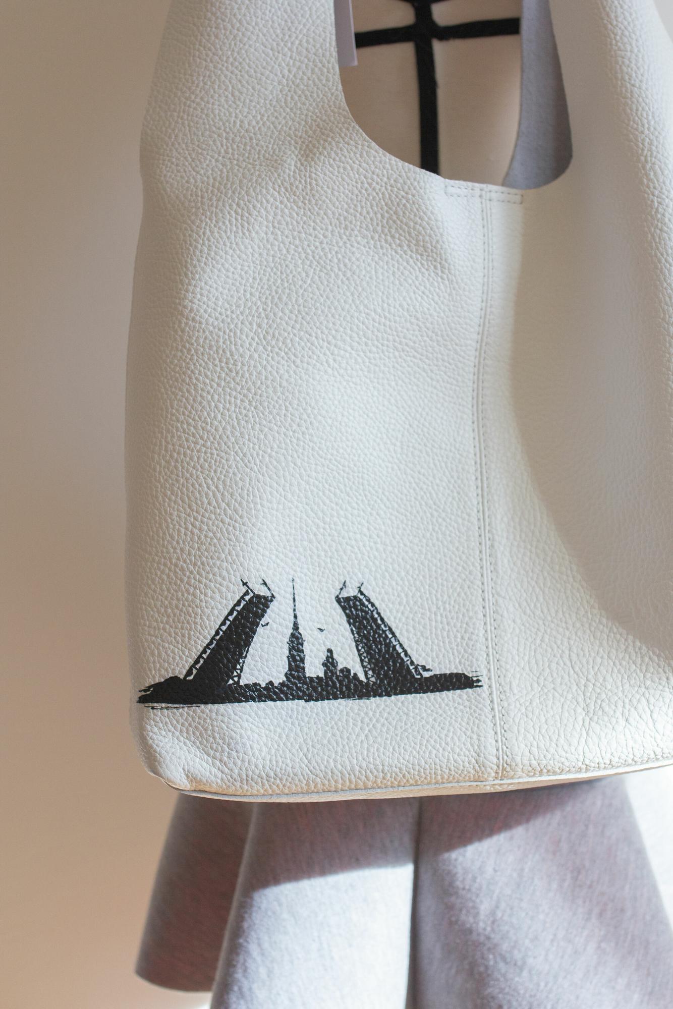 Сумка - шоппер белая из кожи с росписью - Санкт-Петербург