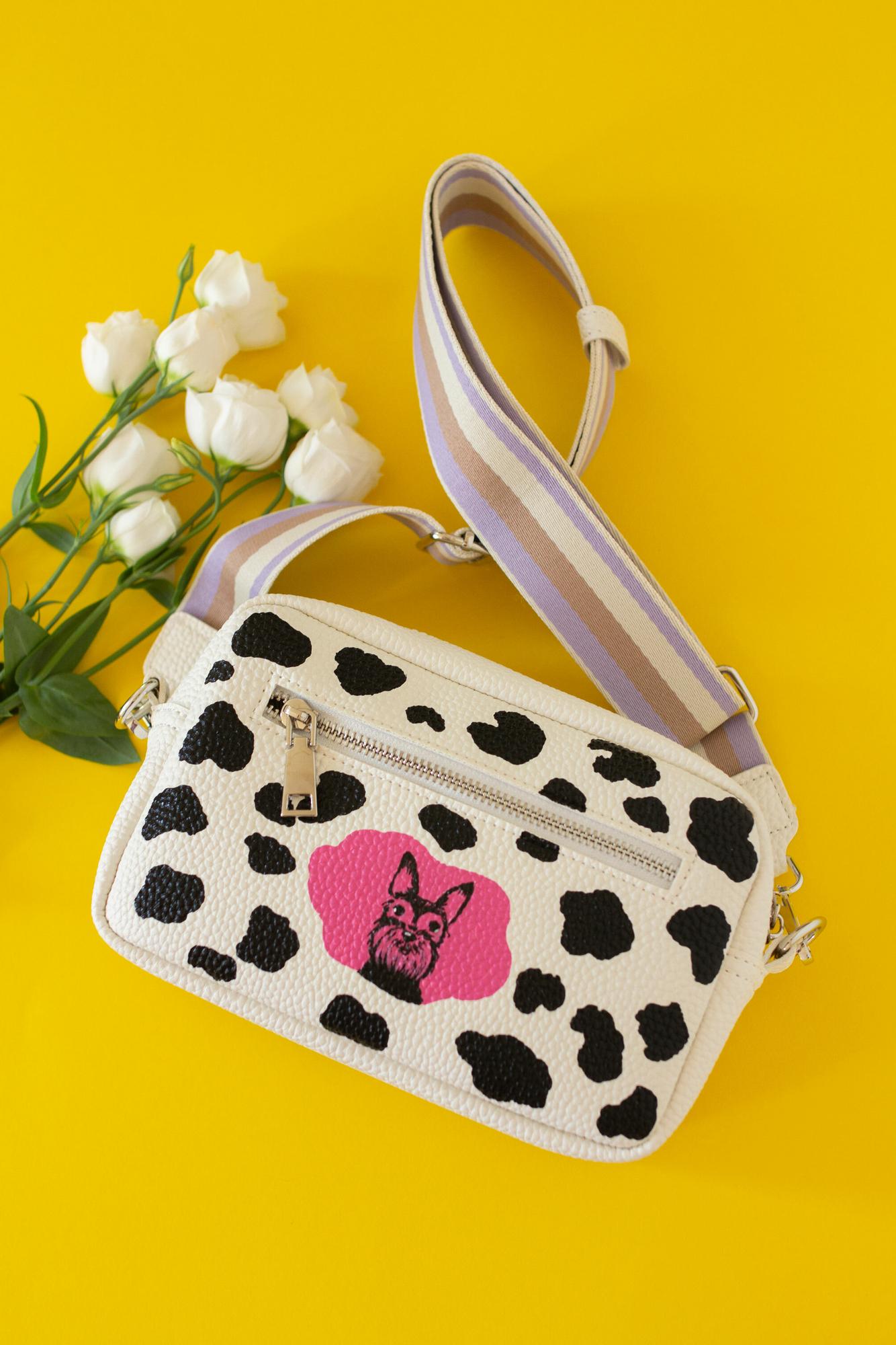 Сумка c узором Коровка и портретом собаки