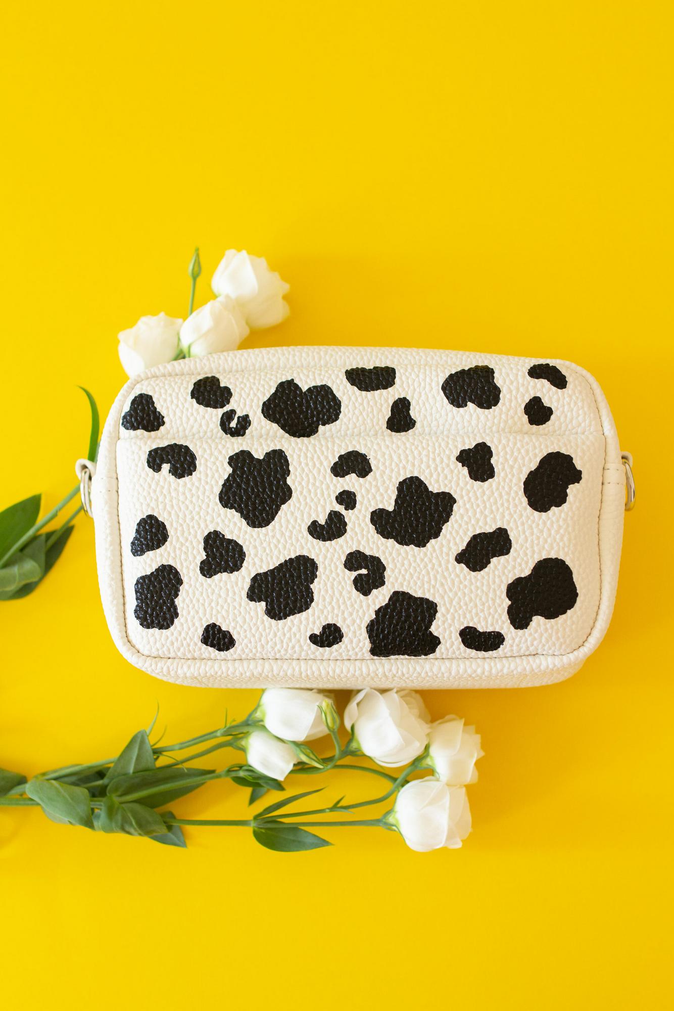 Сумка c узором Коровка и портретом собаки