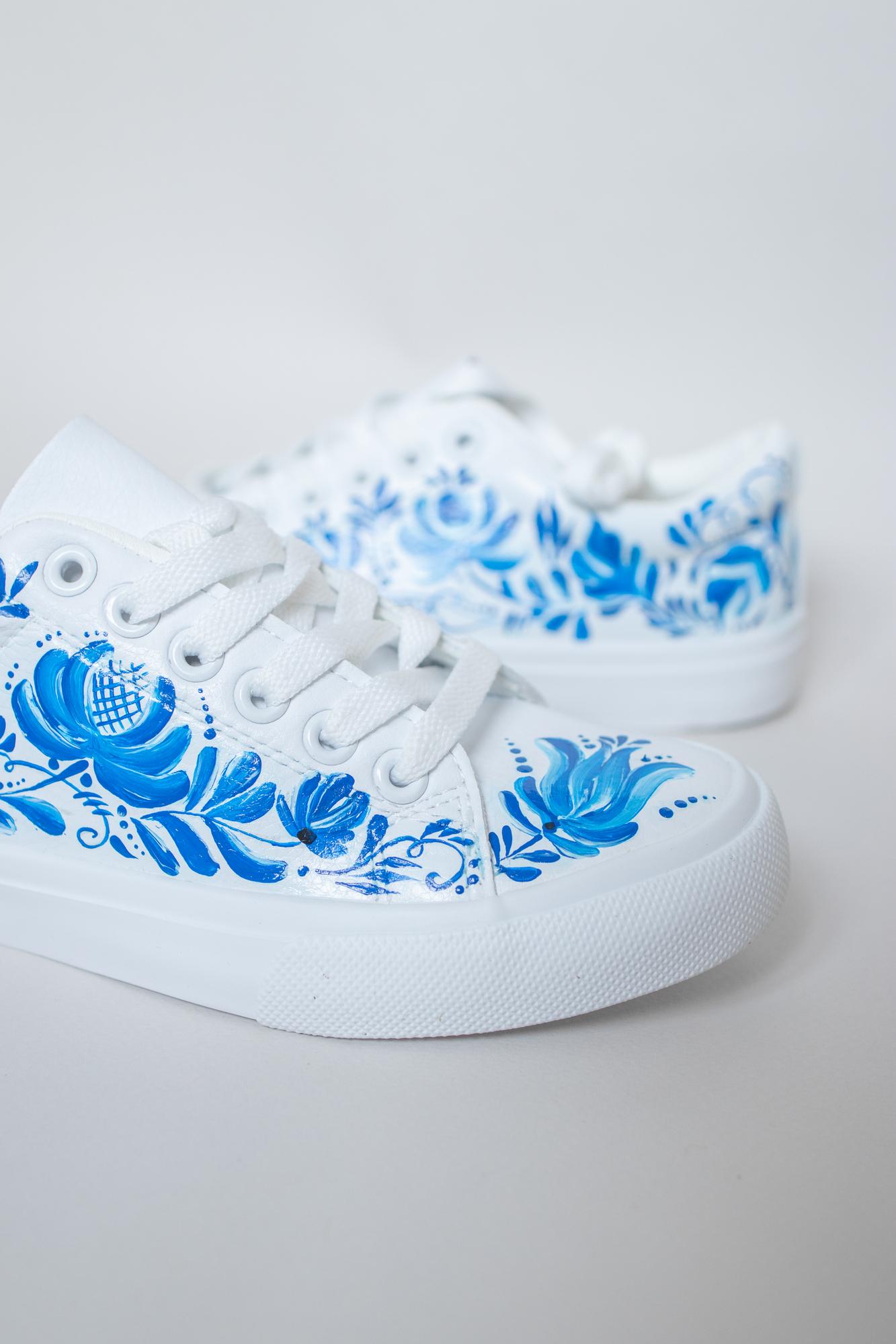 Роспись кожаных кед - Узоры Гжель