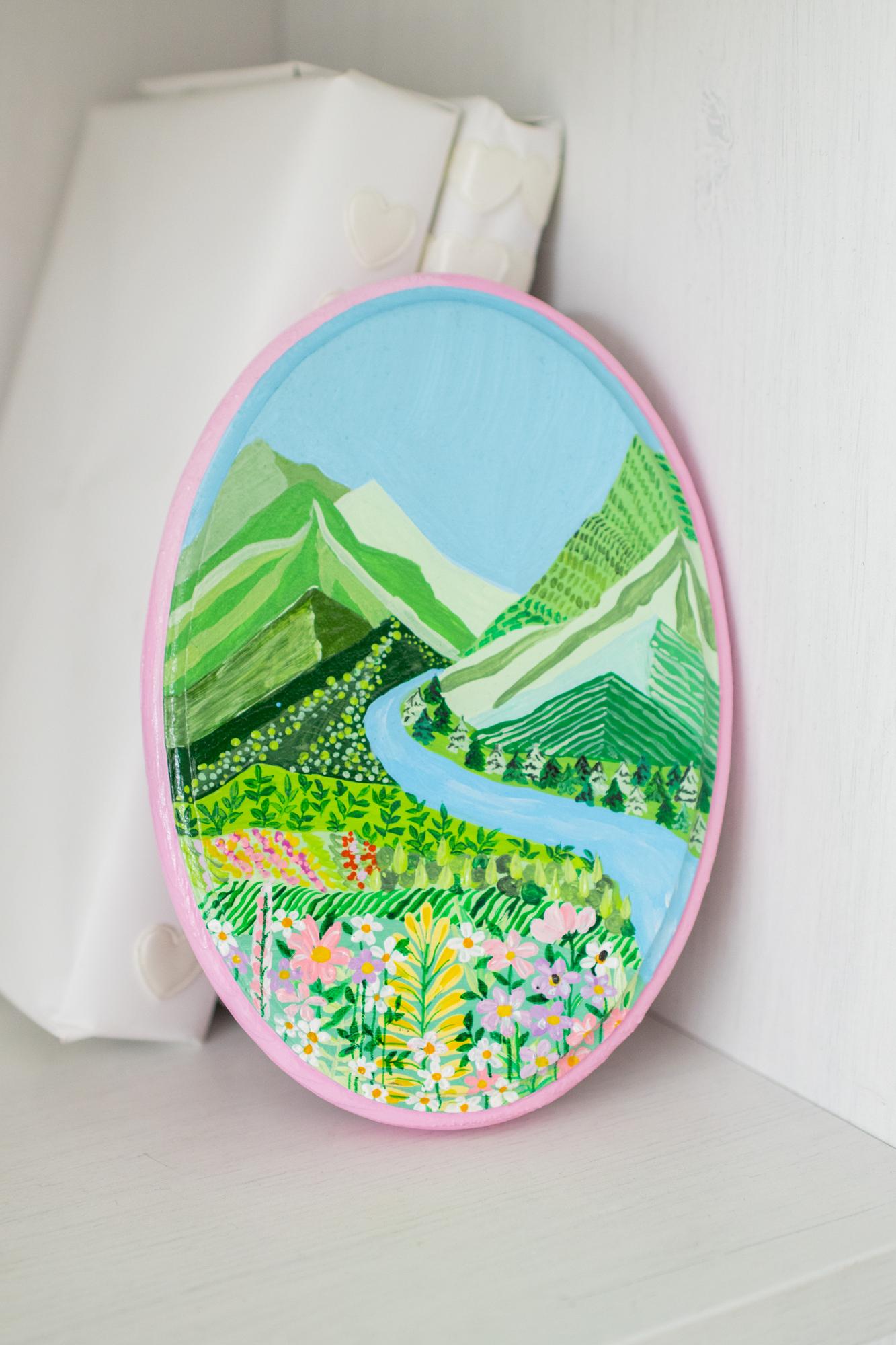 Панно из дерева с росписью - Весна в горах