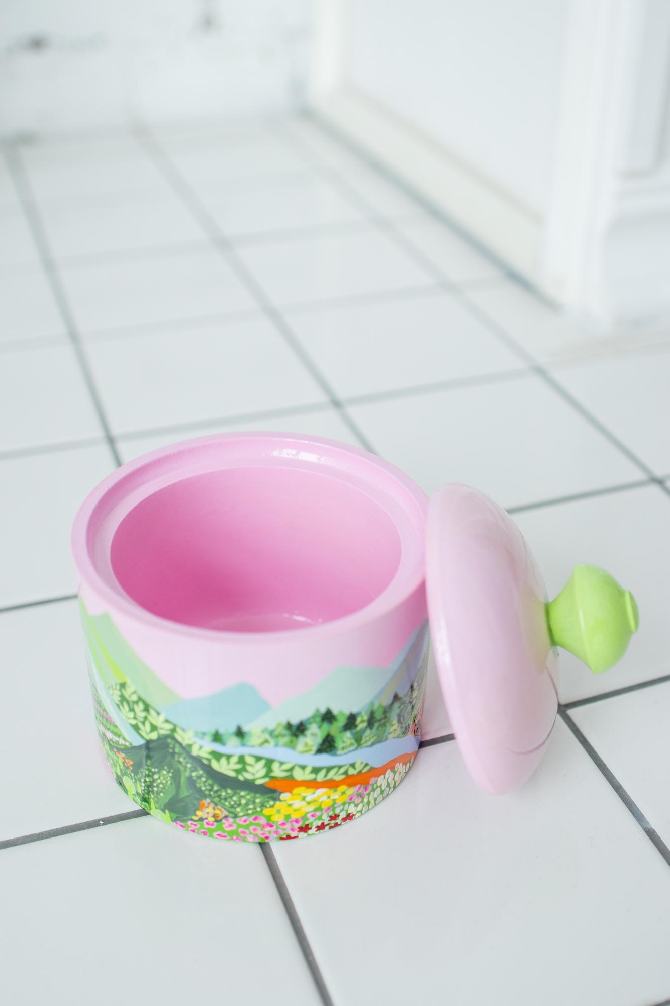 Шкатулка из дерева с ручной росписью - Весна в горах