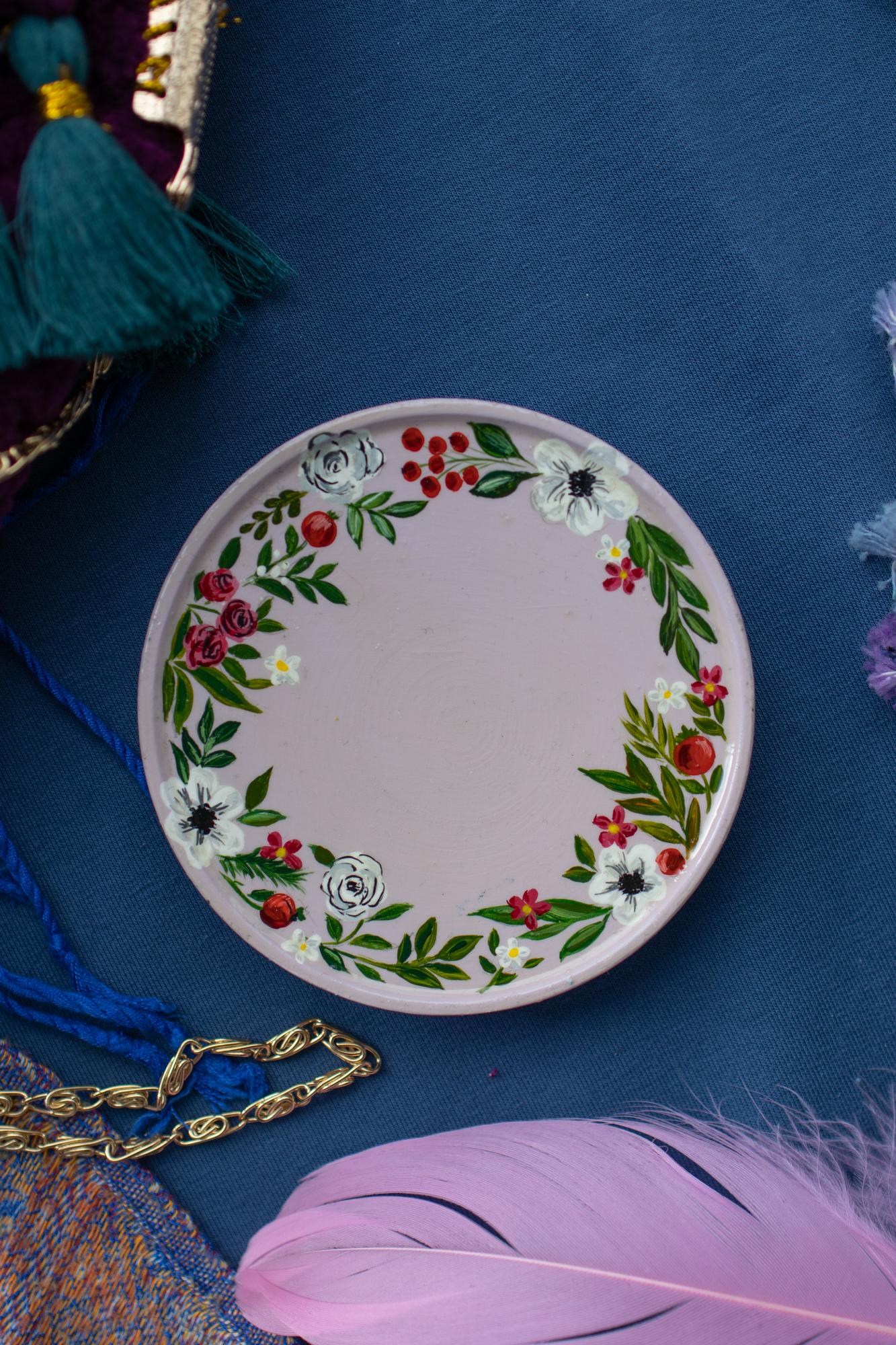 Тарелка-подставка для украшений с росписью - Поле на рассвете