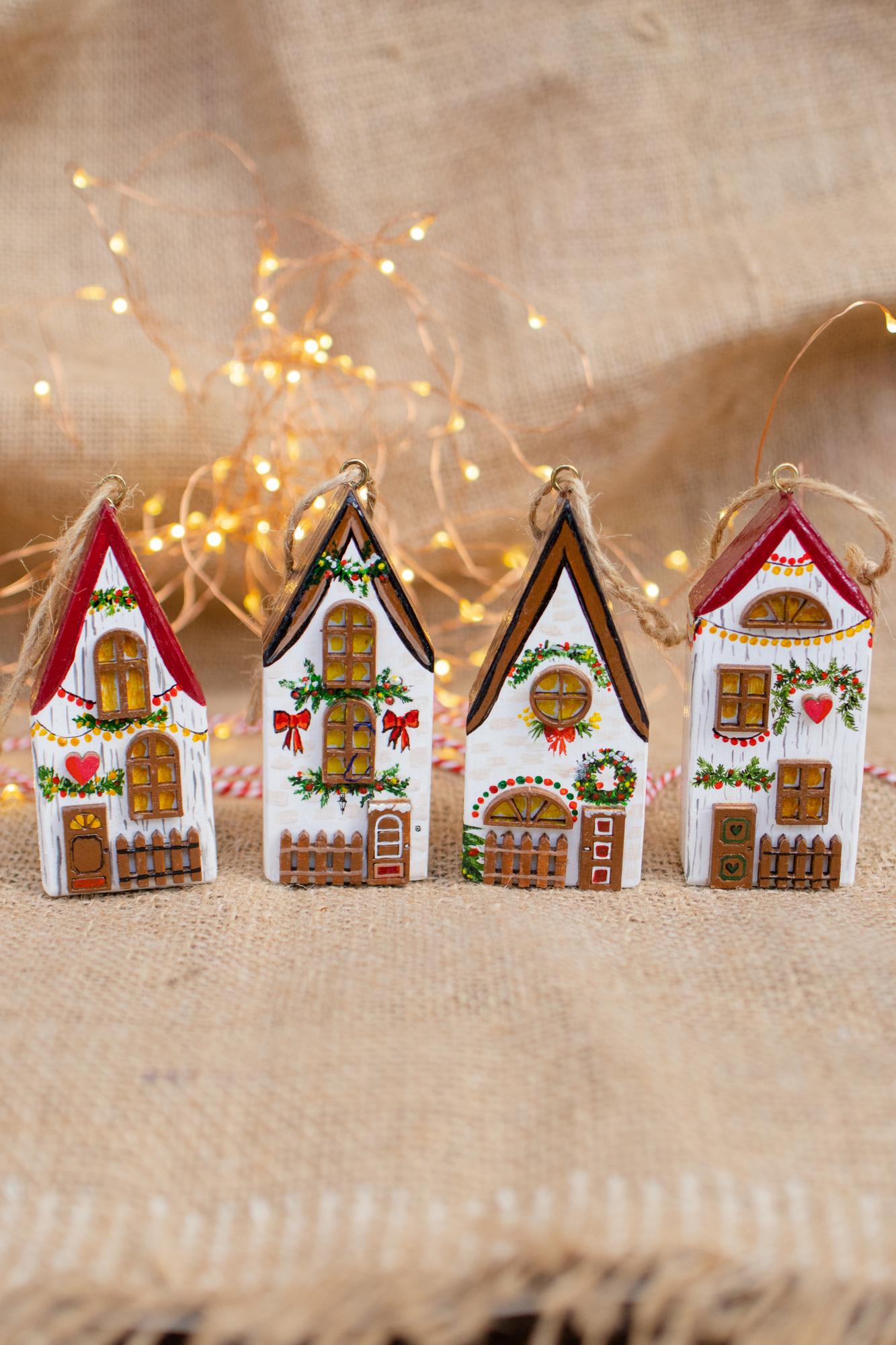 Ёлочные игрушки из дерева - Белые домики