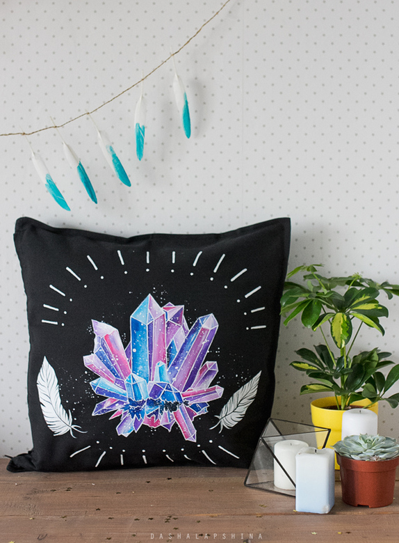 Декоративная подушка с росписью "Кристаллы"