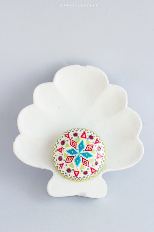 Брошь с росписью "Калейдоскоп"