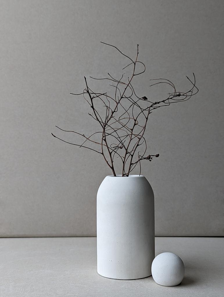 Ваза из бетона MIST