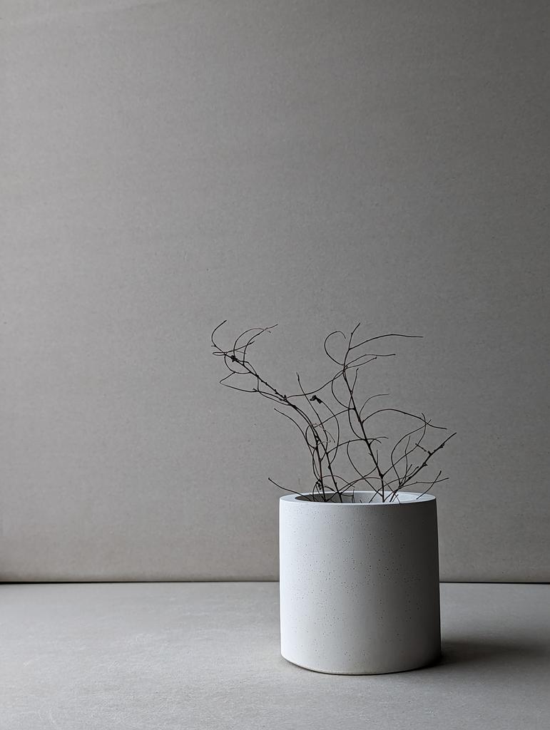 Бетонный цилиндр TIRA L