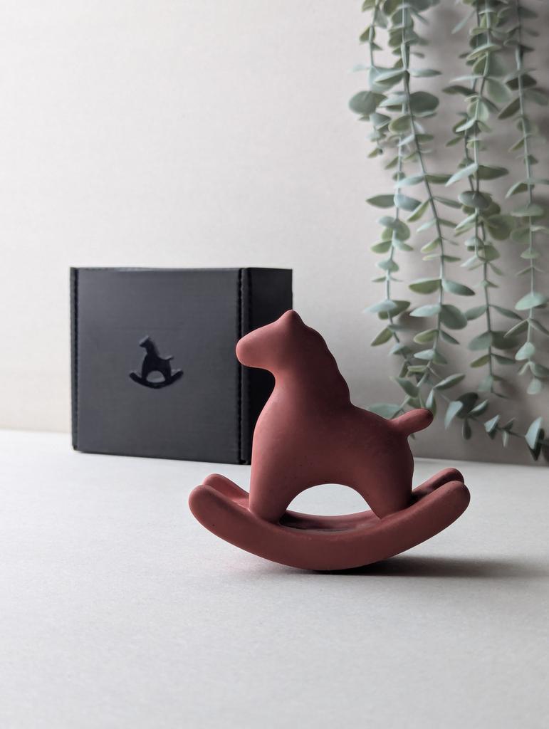 Статуэтка HEST символ 2026 нового года