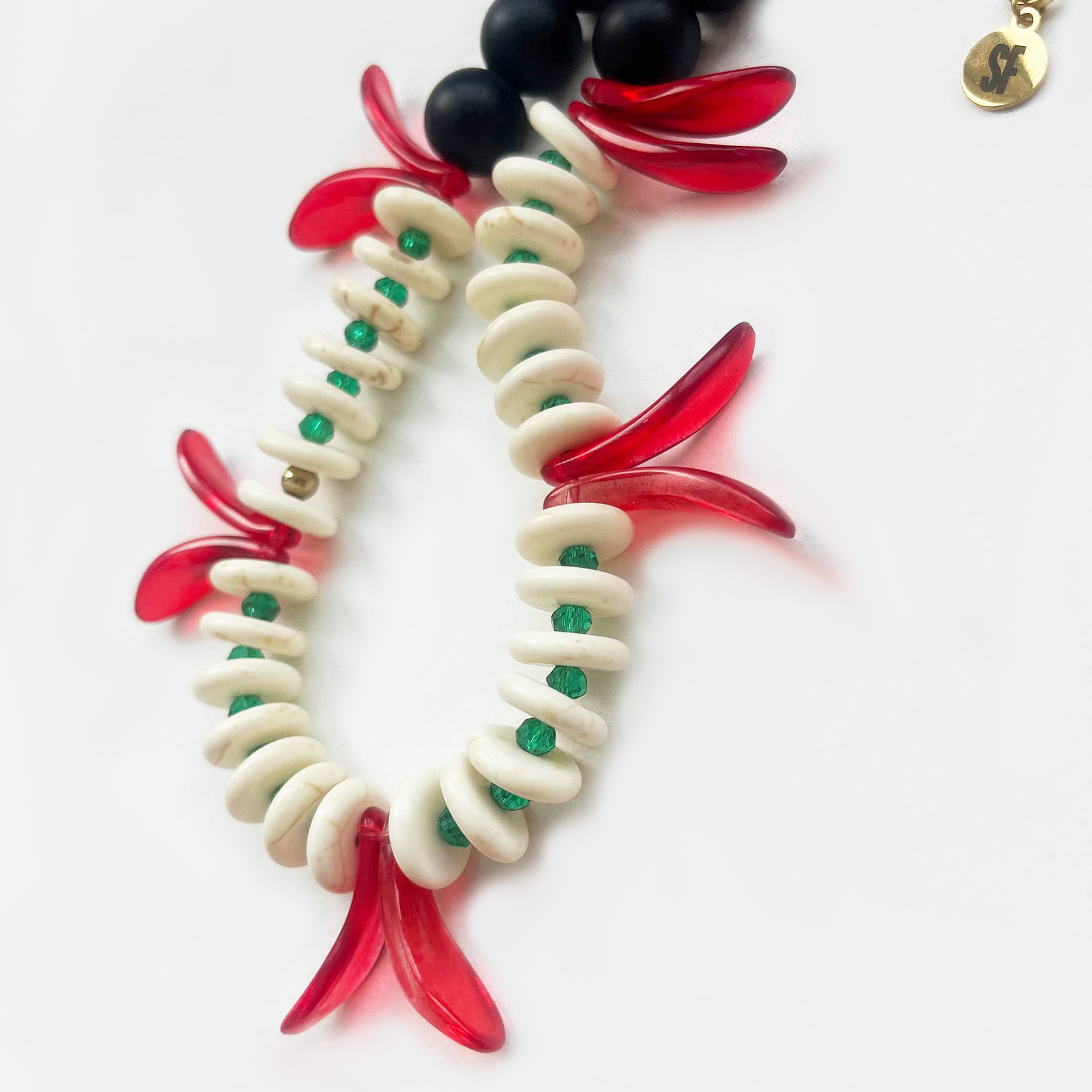 Колье Red petals