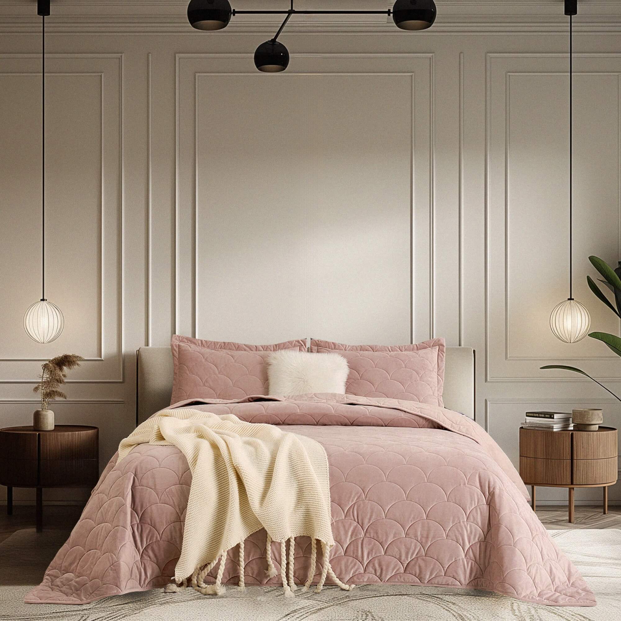 Покрывало с наволочками Tregaron Розовое