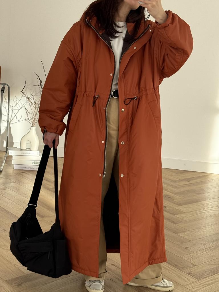 Демисезонное пальто Light с капюшоном CARROT