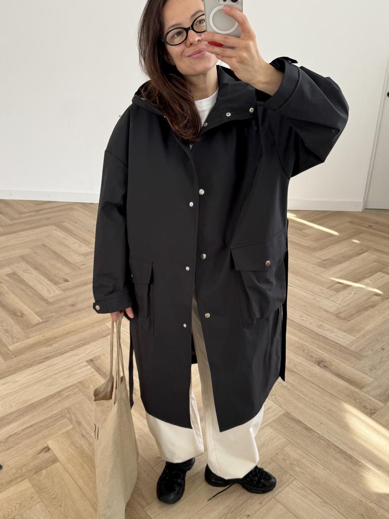 Дождевик укороченный черного цвета мд 408