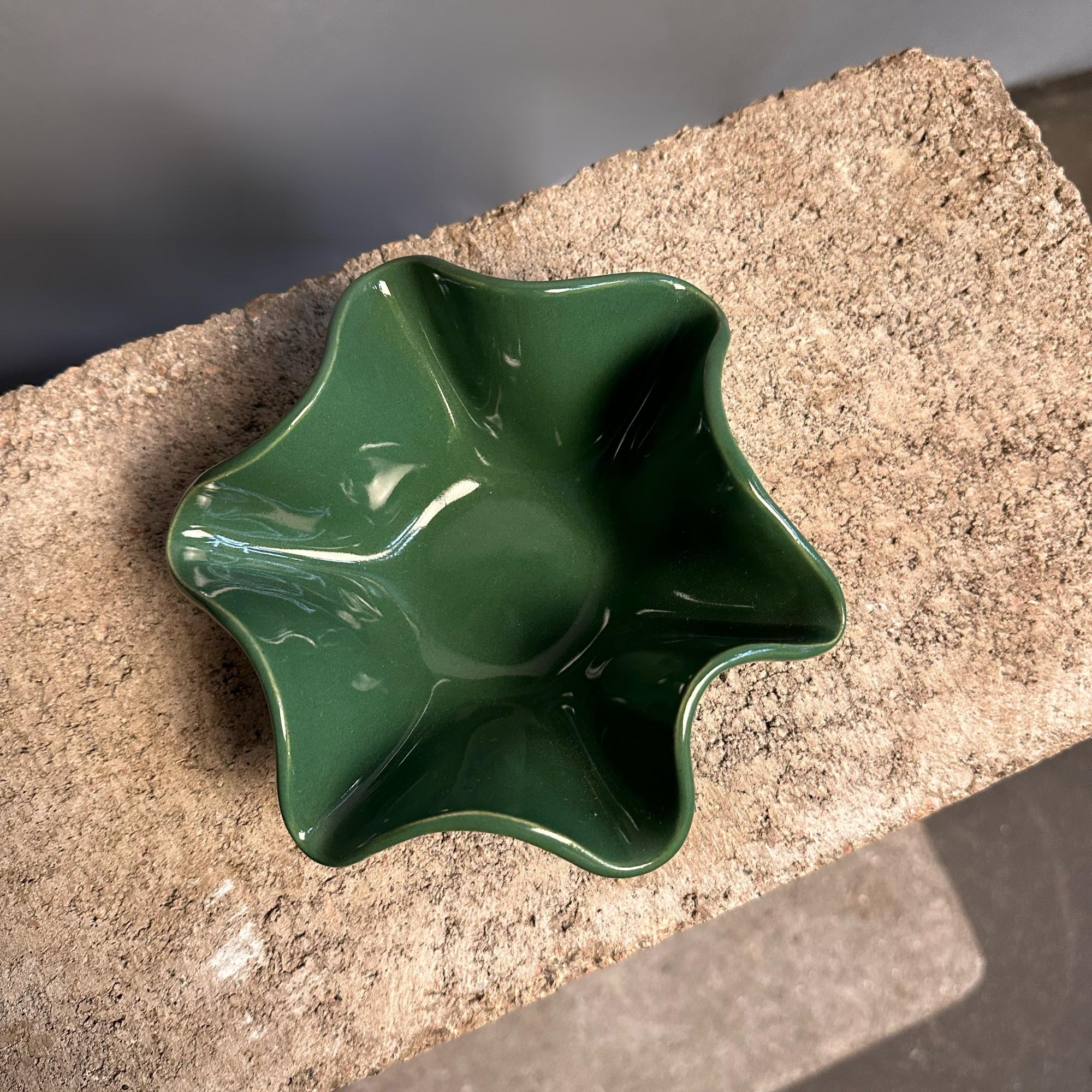 Ваза малая зелёная